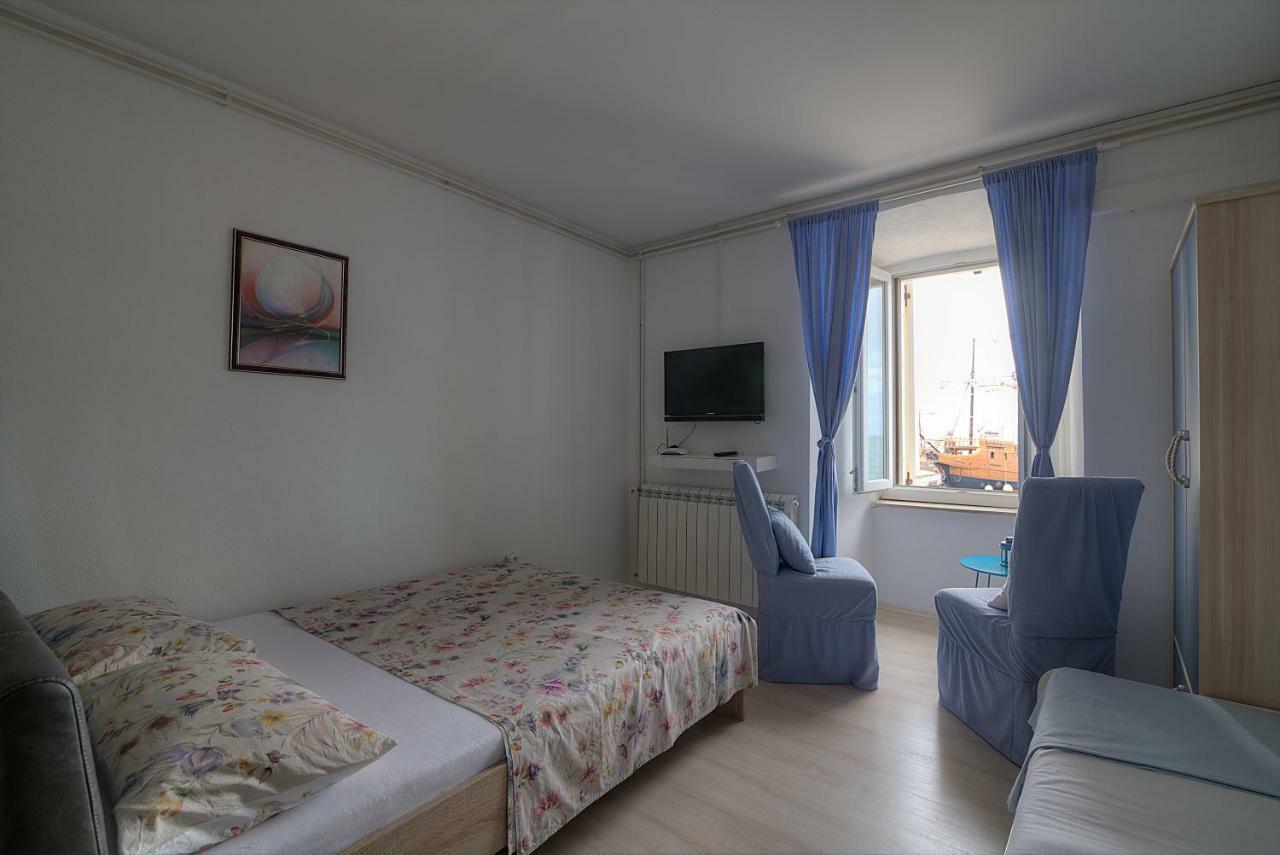 Apartments & Rooms Josephine Zengg Kültér fotó