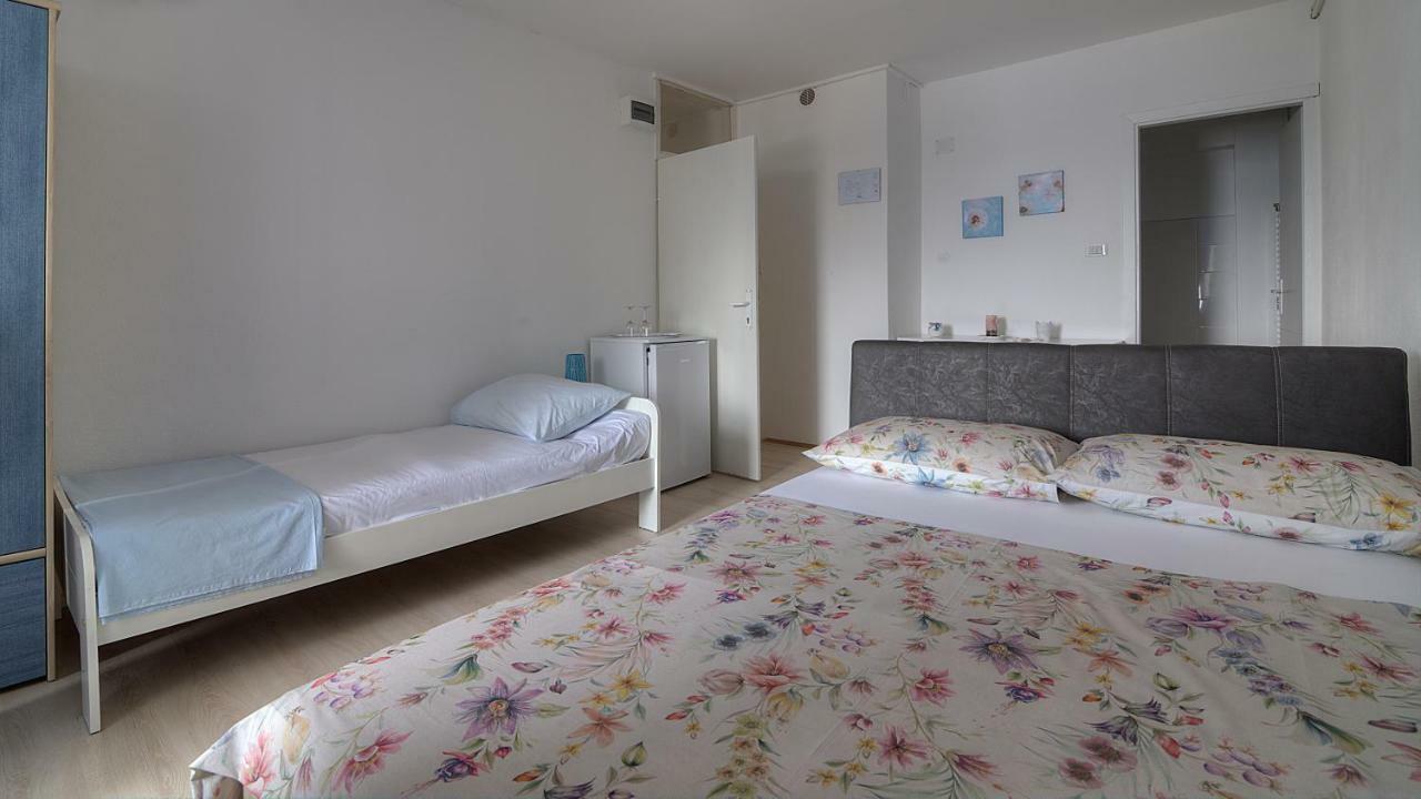 Apartments & Rooms Josephine Zengg Kültér fotó