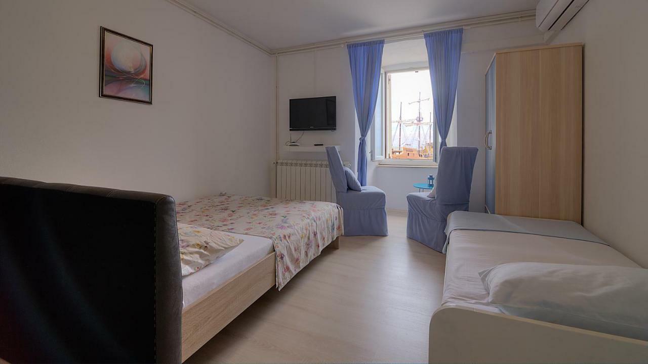 Apartments & Rooms Josephine Zengg Kültér fotó